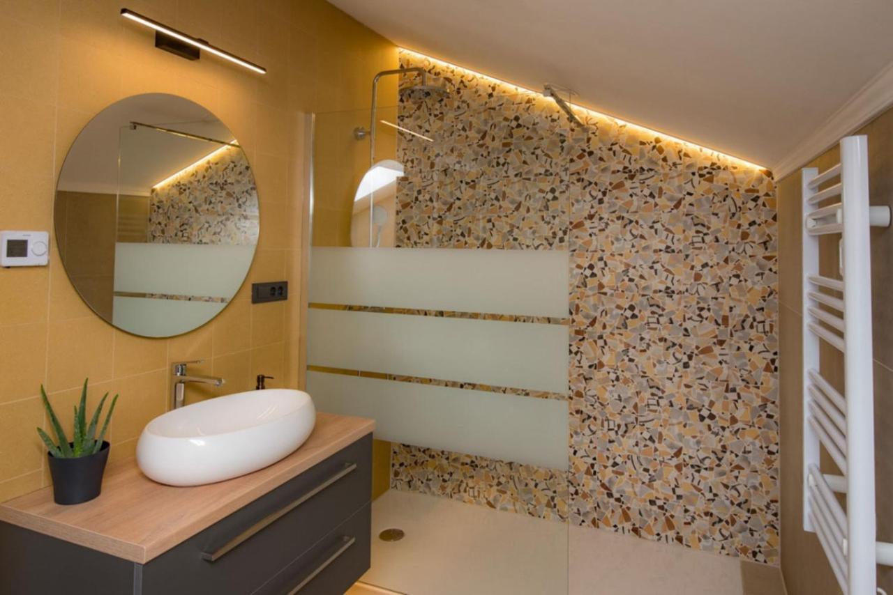 Luxury Paula Apartment